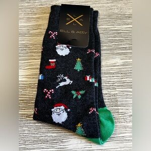🆕 Festive Black Socks with Green Heel